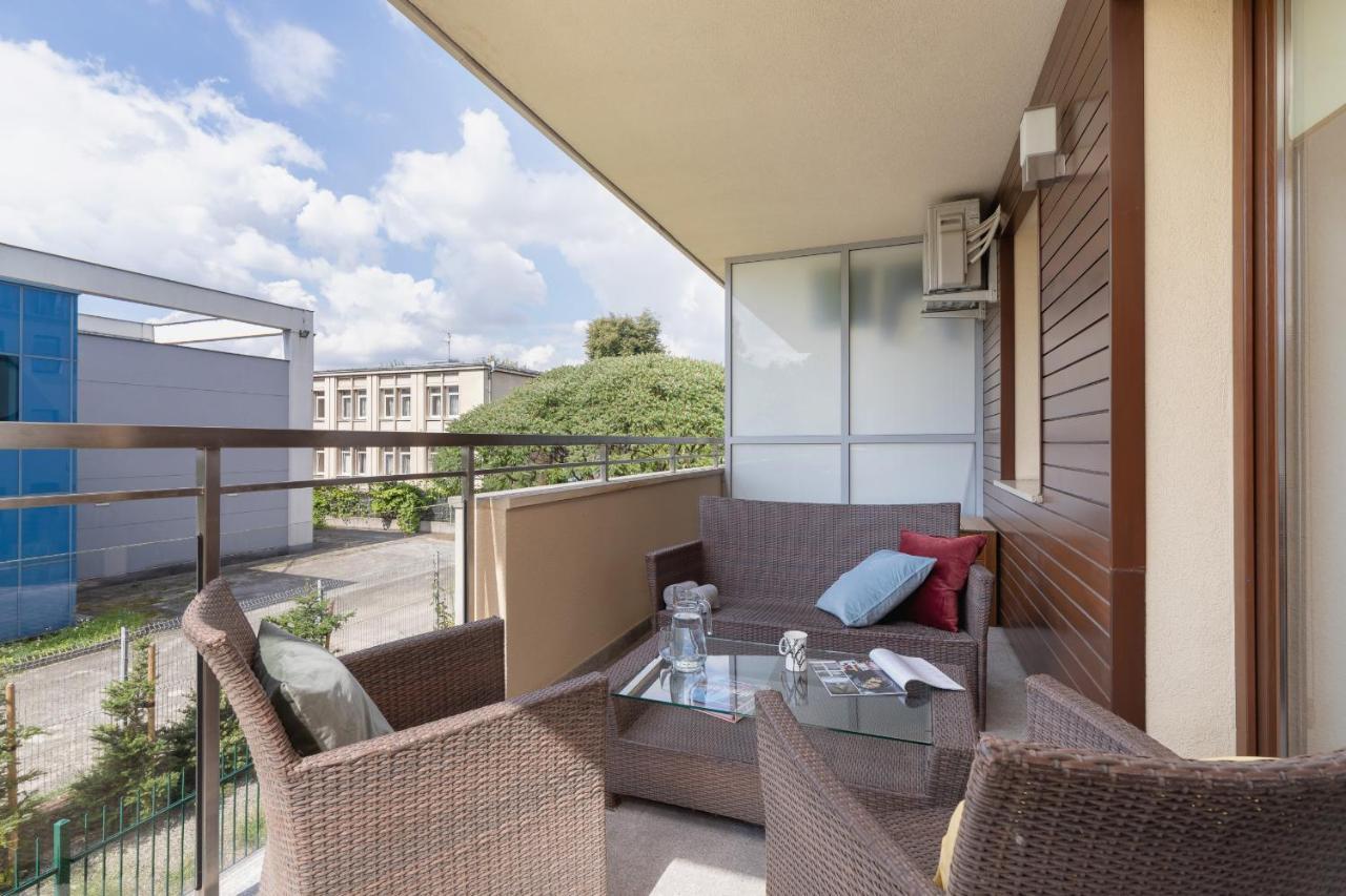 Krakow Blonia Apartment With Balcony By Noclegi Renters エクステリア 写真